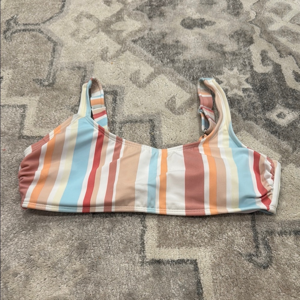 🖤Xhilaration Bikini Top🖤